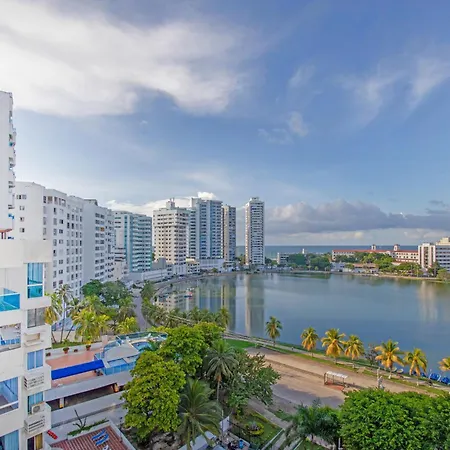 Apto 877 Apartamento *